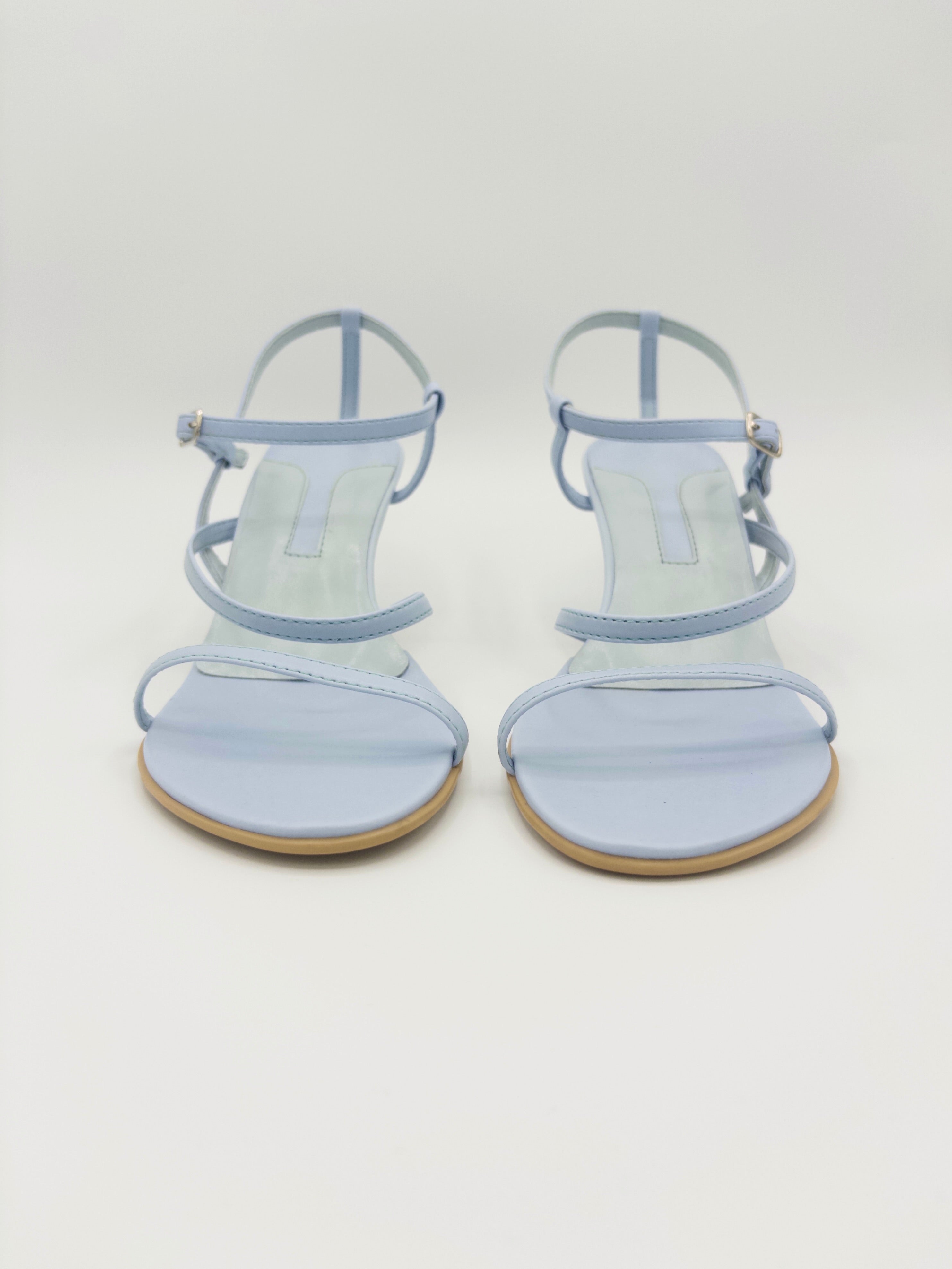 DSC_301 — Sandalia celeste